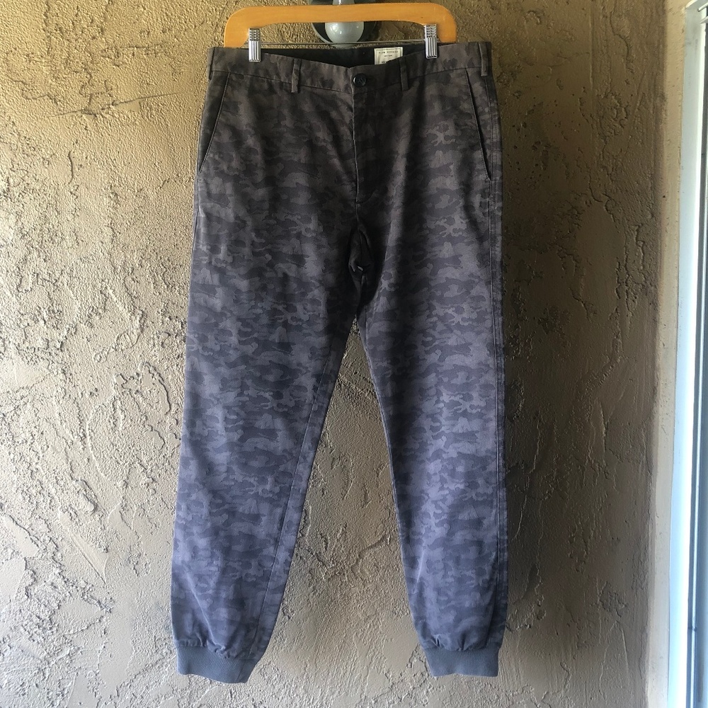 Men's Club Monaco Brown Camo Joggers